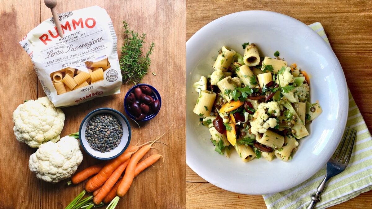 Pastasalat mit Blumenkohl und Rüebli